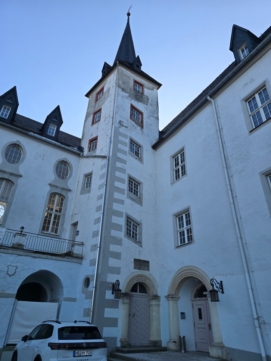 普斯臣斯汀城堡酒店-官方