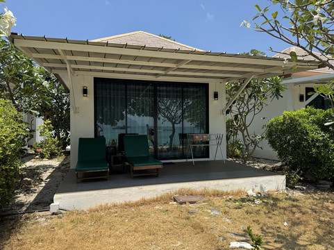 天堂度假村-皮皮岛主图