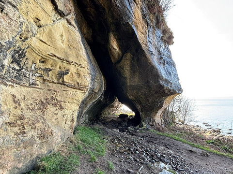 King's Caves-Blackwaterfoot必去景点