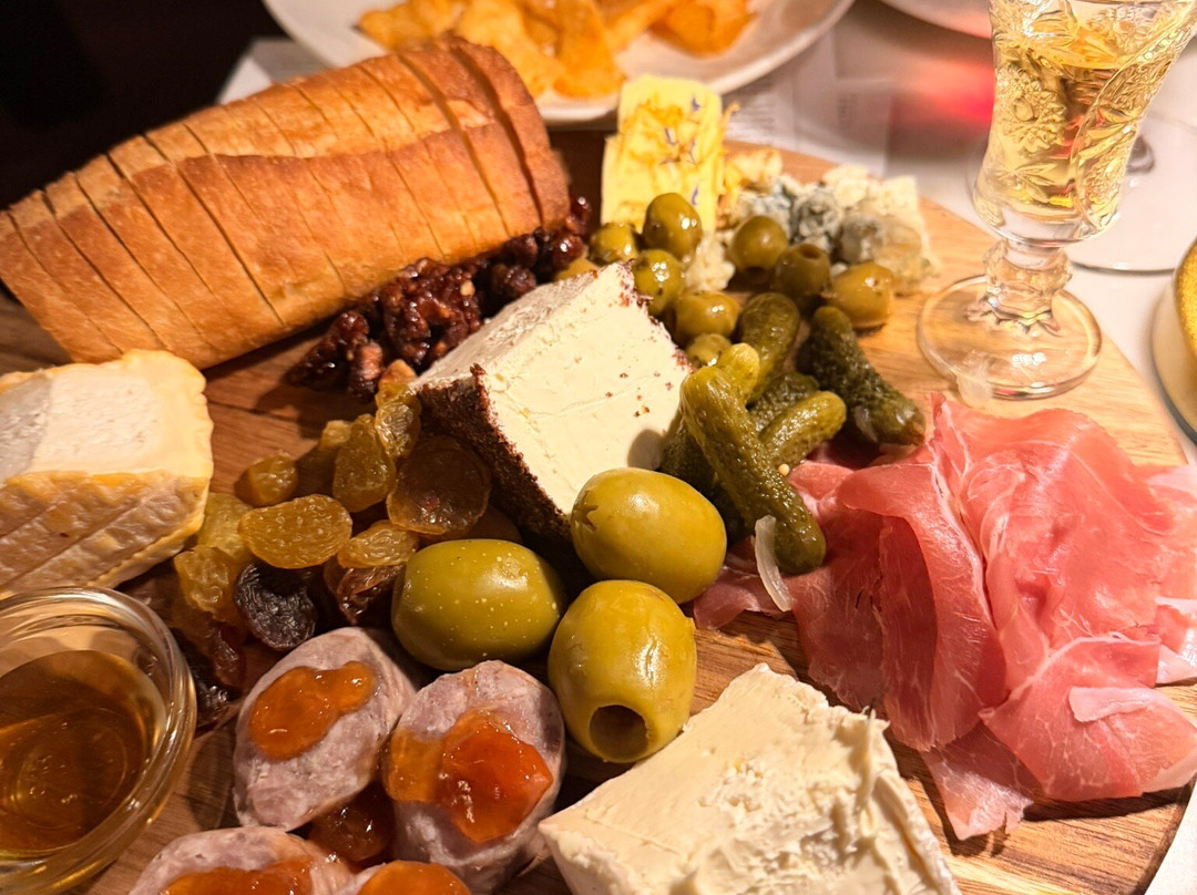 Milly's Wine Bar & Bistro