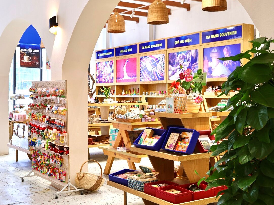 Vigift - Gift & Specialty Shop in Da Nang-Son Tra Peninsula必去景点