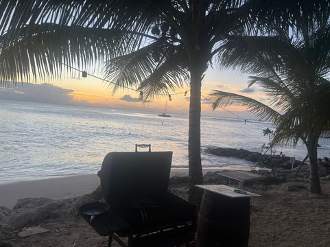 Kirt's Beach Bar主图