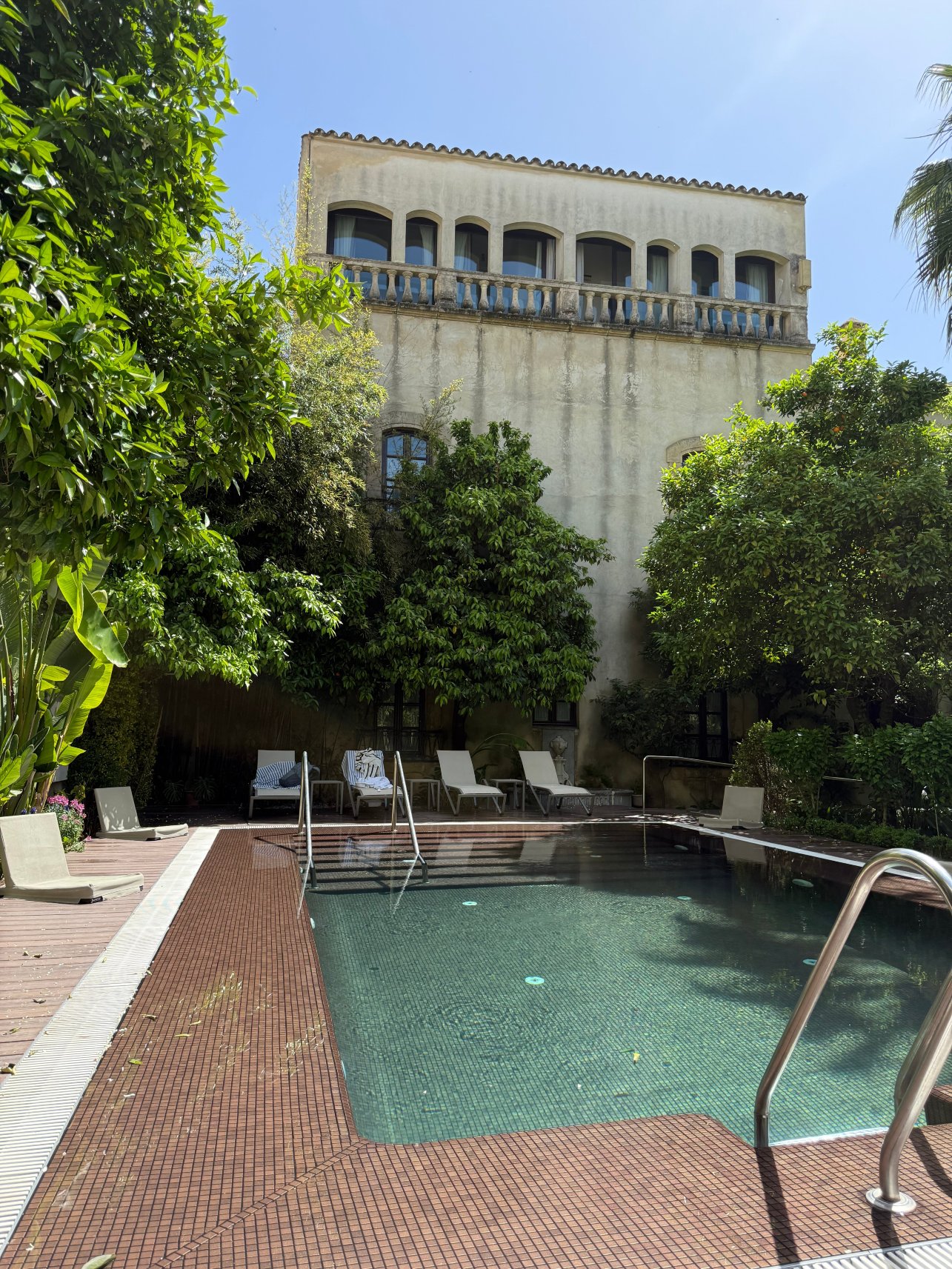 拜里奥霍斯佩斯宫殿 酒店-官方