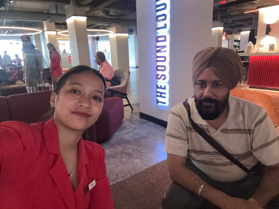 普吉岛芭东海滩丽芮酒店