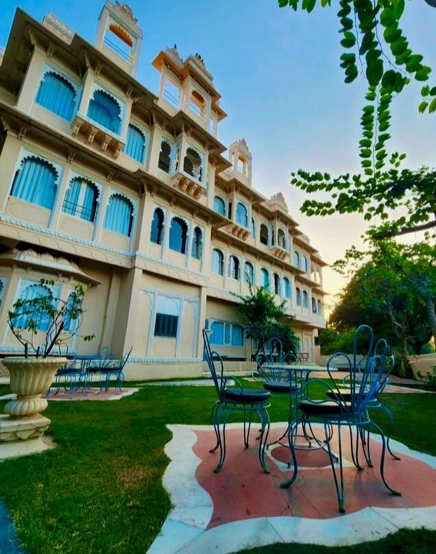 法塔赫精选拉姆普拉塔普宫酒店主图