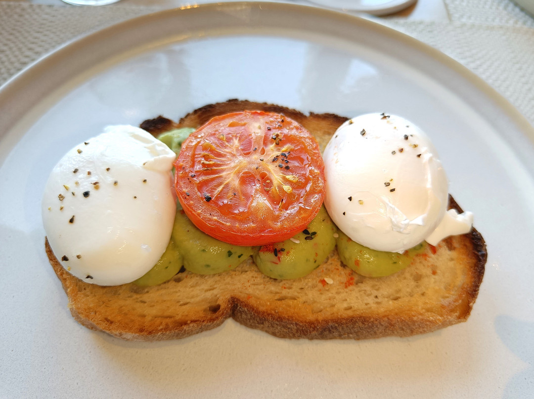 爱德洛克斯酒店主图