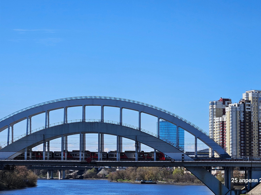 Railway Bridge Across the Moscow Canal-希姆基必去景点