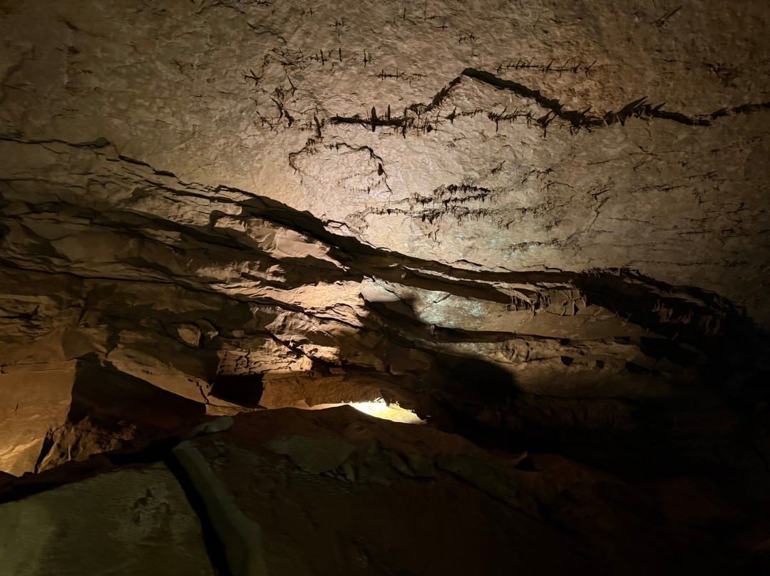 Lost River Cave-鲍灵格林必去景点