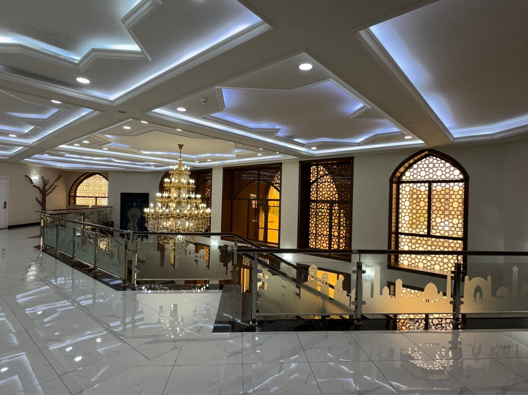Pakhlavon Hotel