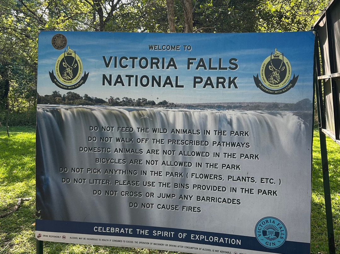 Victoria Falls-李文斯顿必去景点