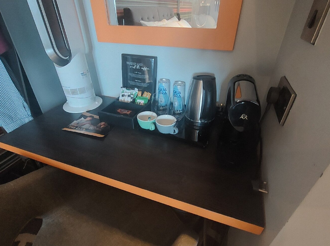朴次茅斯乡村酒店主图