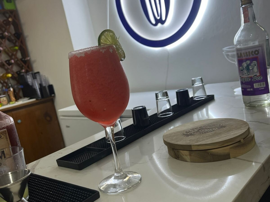雷富吉奈普图诺酒店主图