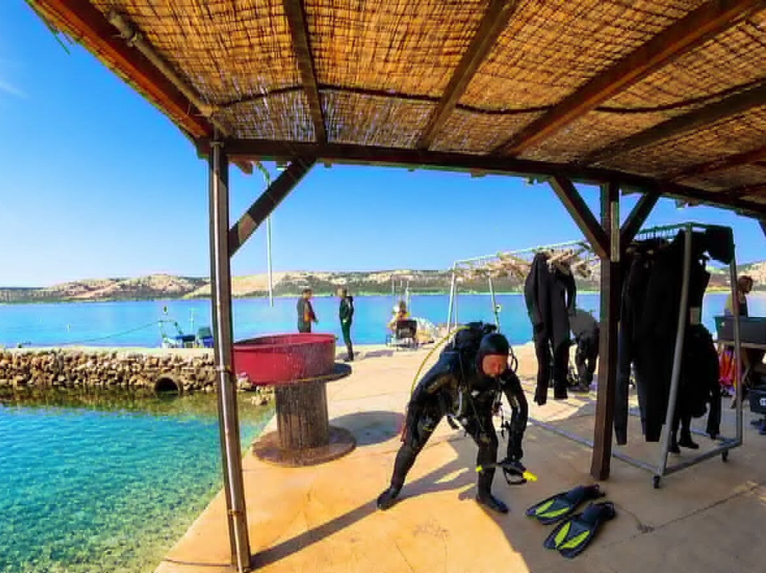 Connex Diving-Stara Novalja必去景点