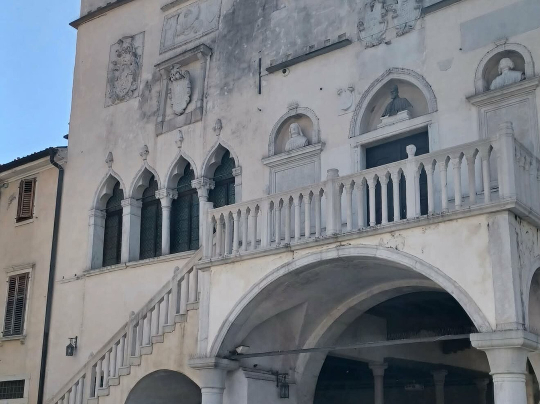 Praetorian Palace-科佩尔必去景点