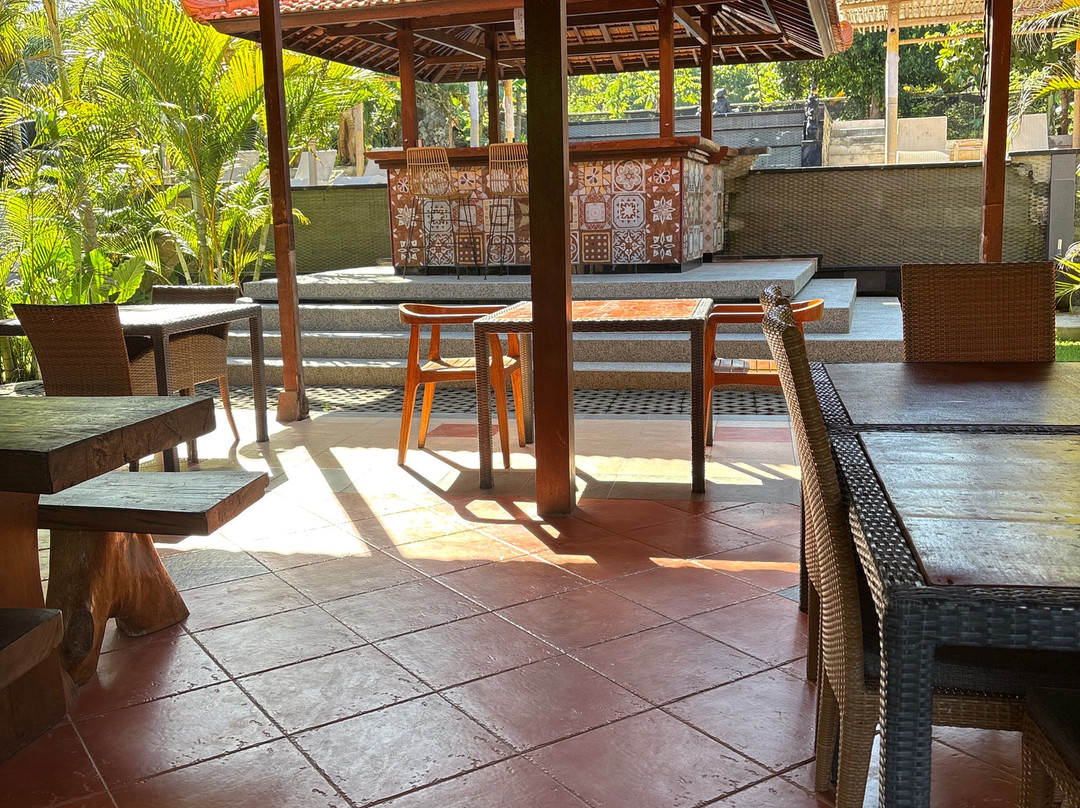 Warung MUNITwan Lembongan