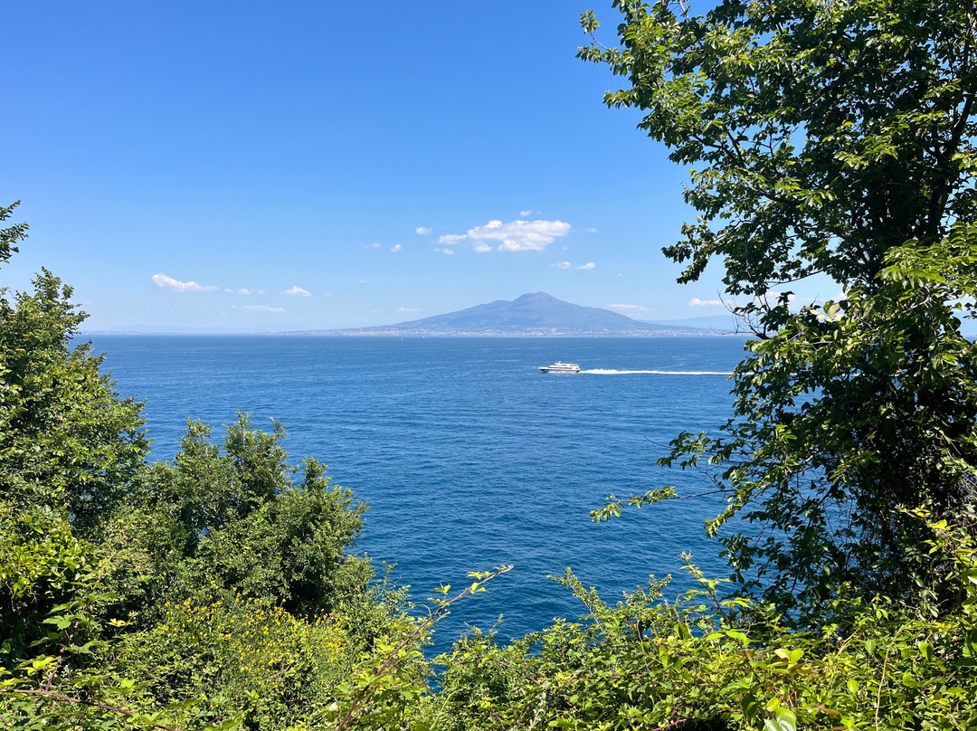 索伦托乔瓦纳海滩-索伦托必去景点