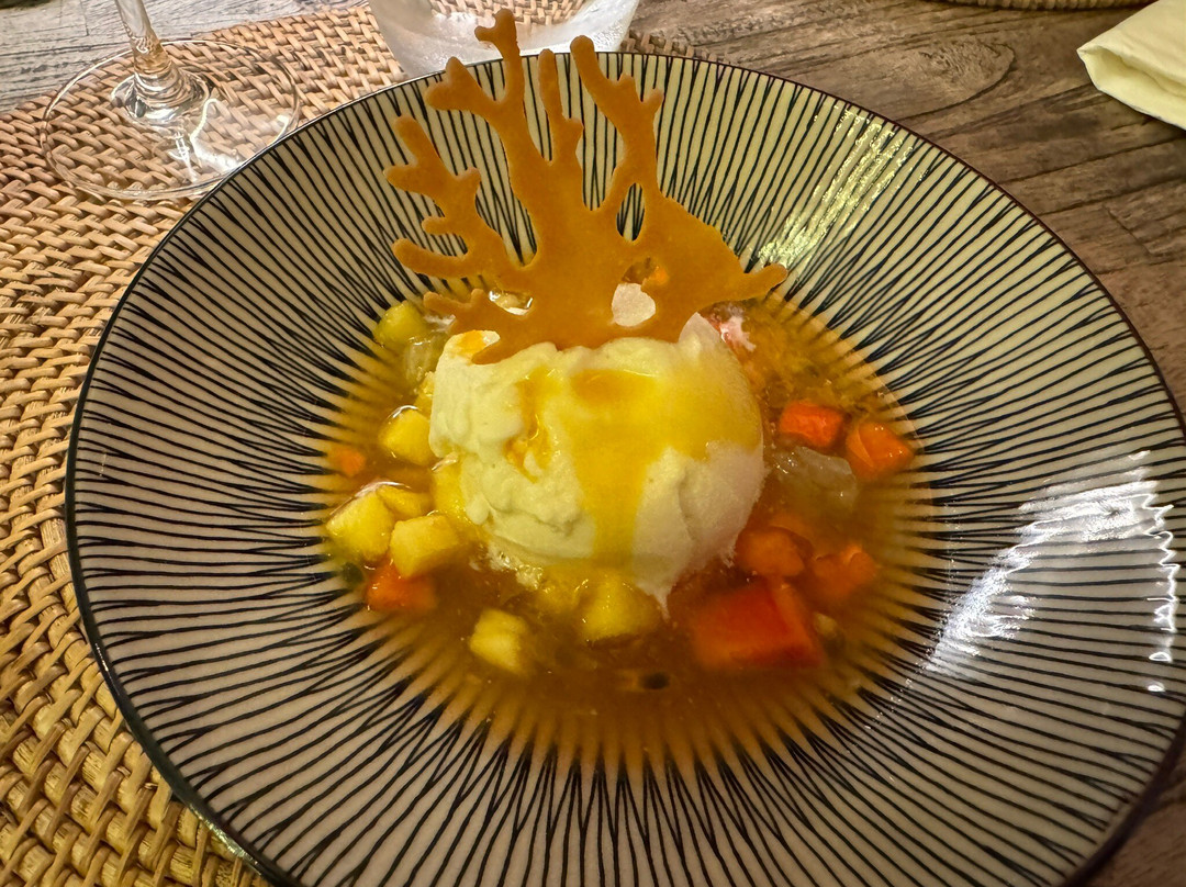 奥伯亚海滩酒店主图