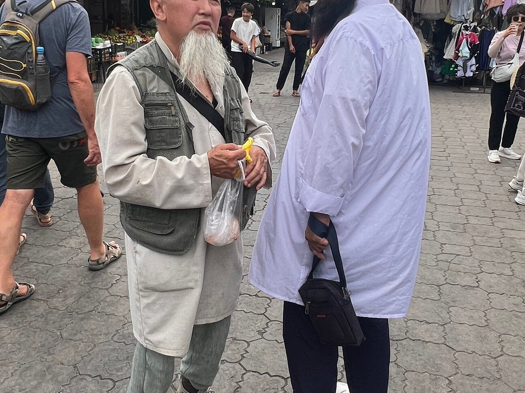 Osh Bazaar-比斯凯克必去景点