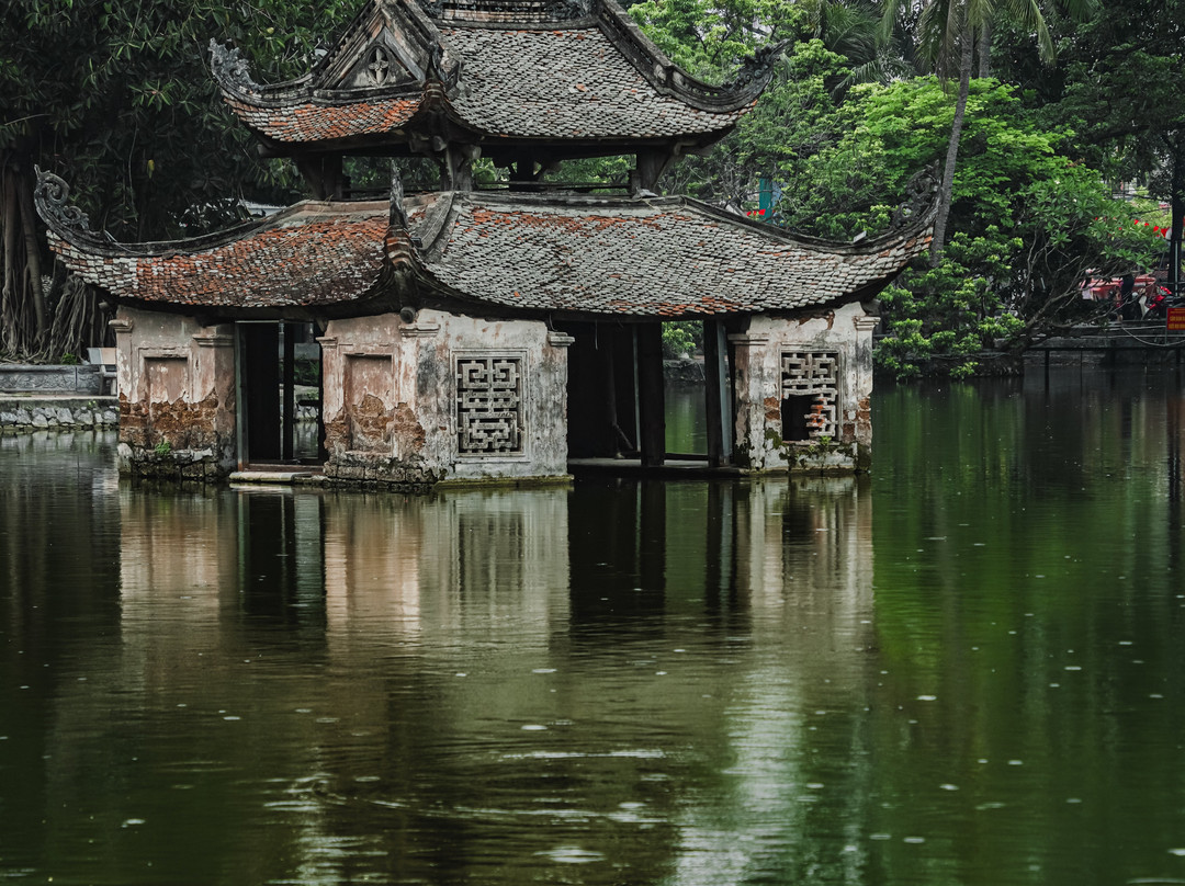 Thay Temple-河内必去景点