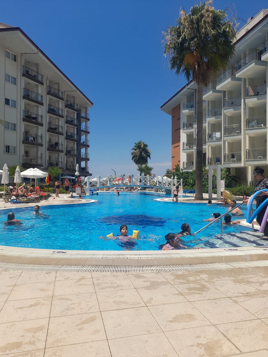 Ramada Hotel & Suites by Wyndham Kusadasi-旅行者