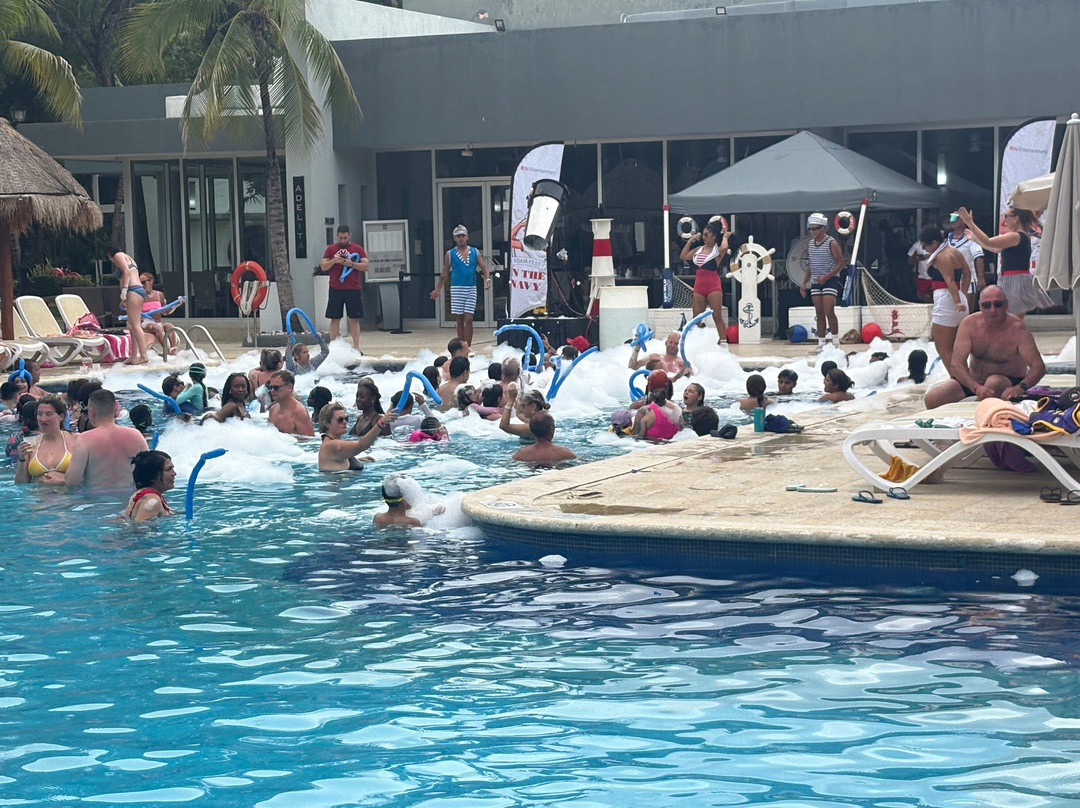 卢皮塔悦宜湾酒店主图