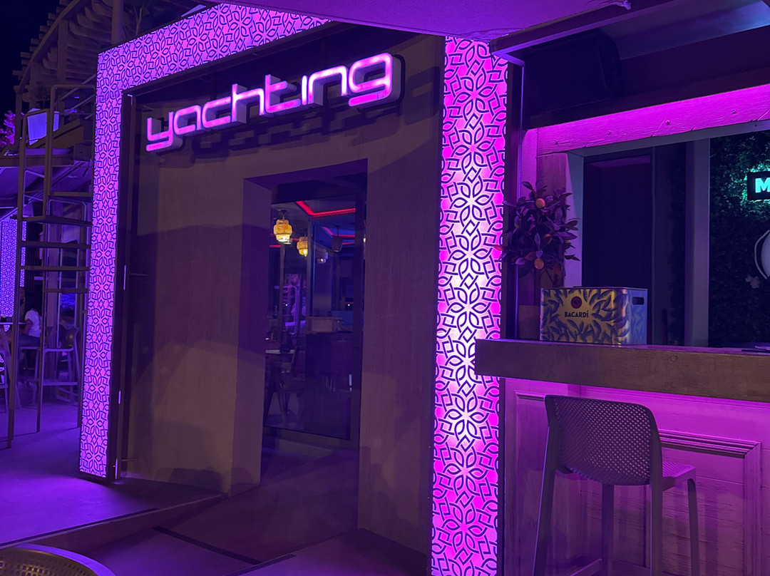 Yachting Bar and Cafe-扎达尔必去景点