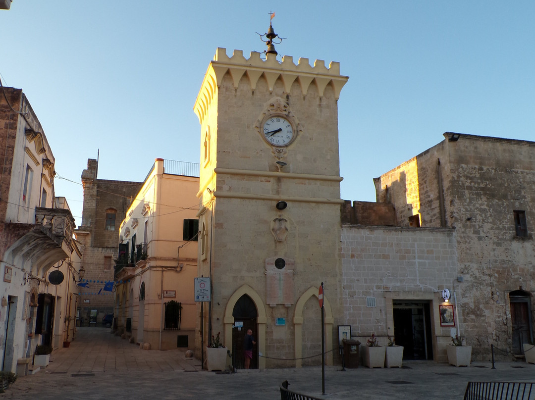 Torre dell'Orologio-Avetrana必去景点