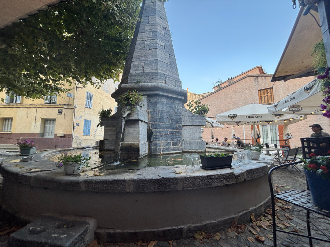 Fontaine des Quatre-Canons-Corte必去景点