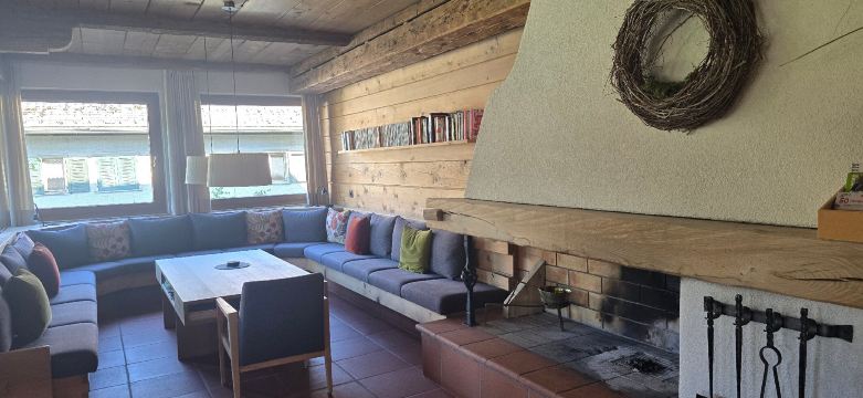 克罗内希蒂绍酒店及餐厅 - 布雷根茨森林-旅行者