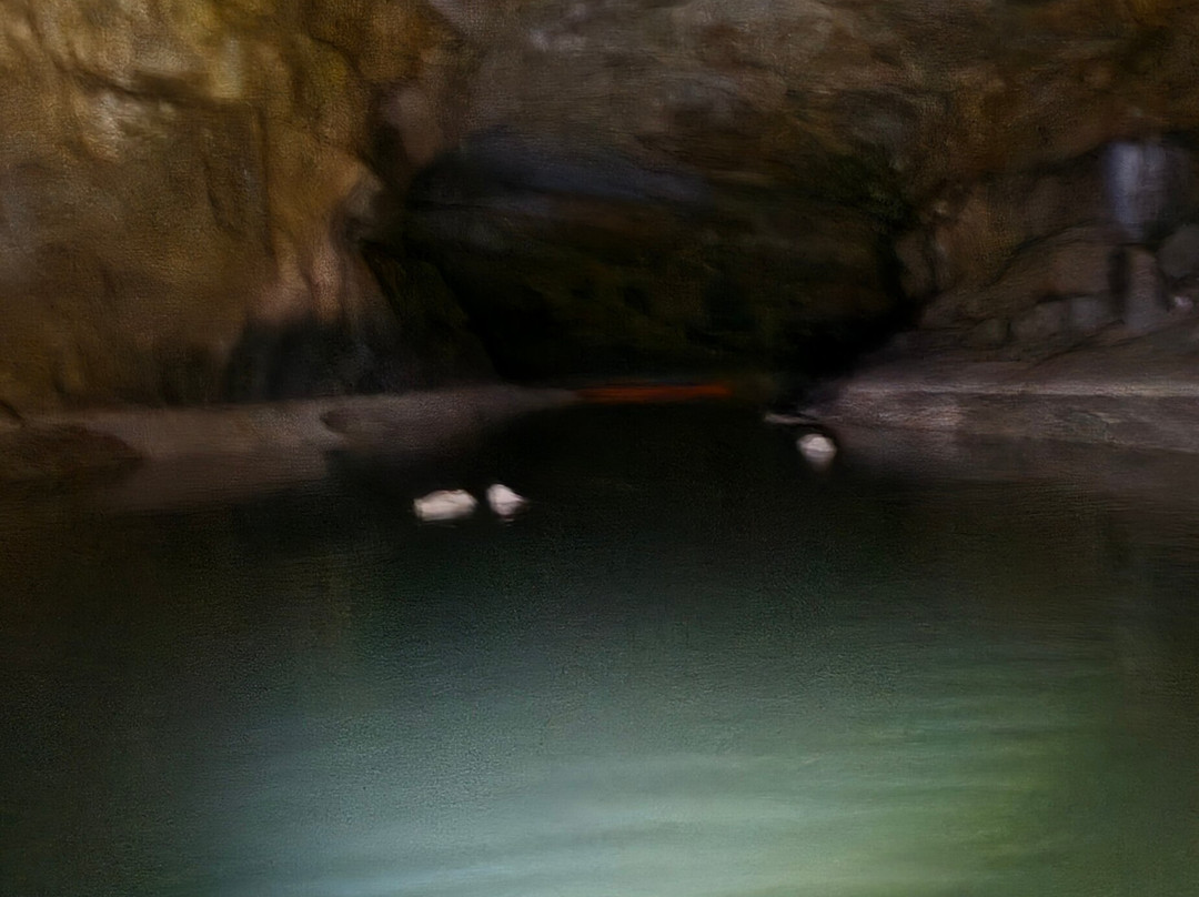 Križna Jama Cave-Bloska Polica必去景点