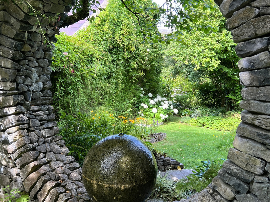 Caher Bridge Garden-Ballyvaughan必去景点