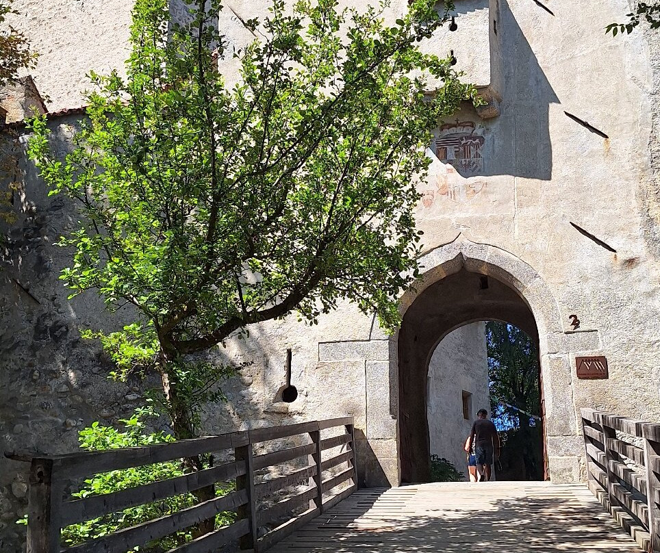 Castello Di Brunico-布鲁尼科必去景点