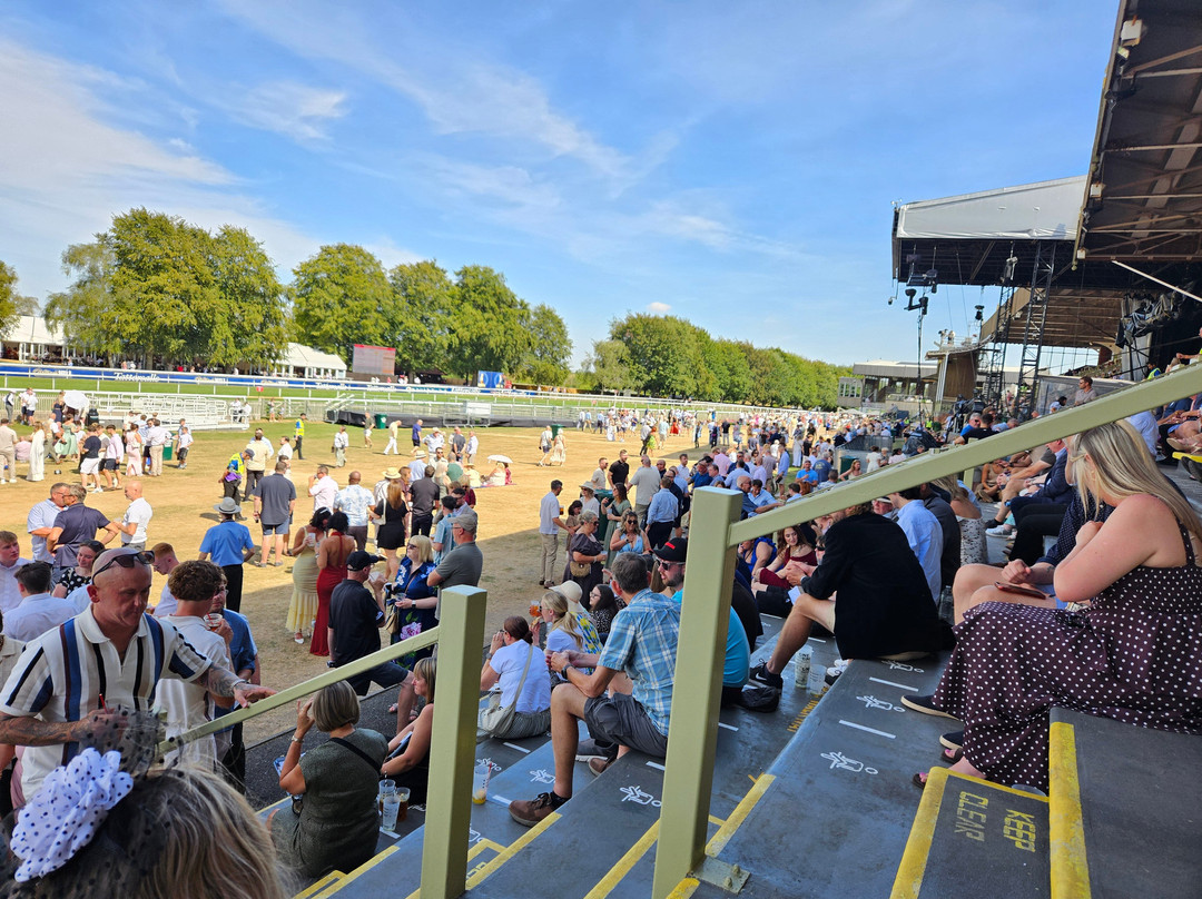 Newmarket Racecourses-纽马克特必去景点