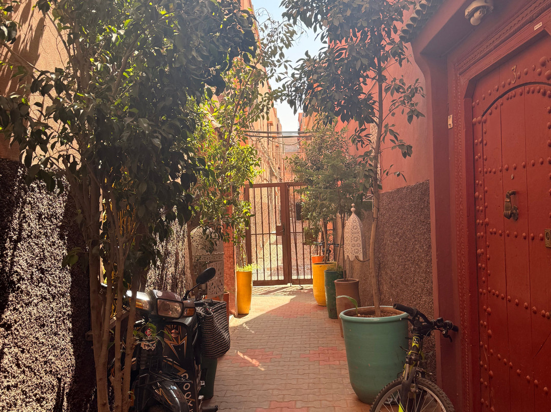 安达拉庭院 Spa 酒店主图