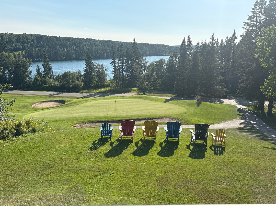 Clear Lake Golf Course-Wasagaming必去景点
