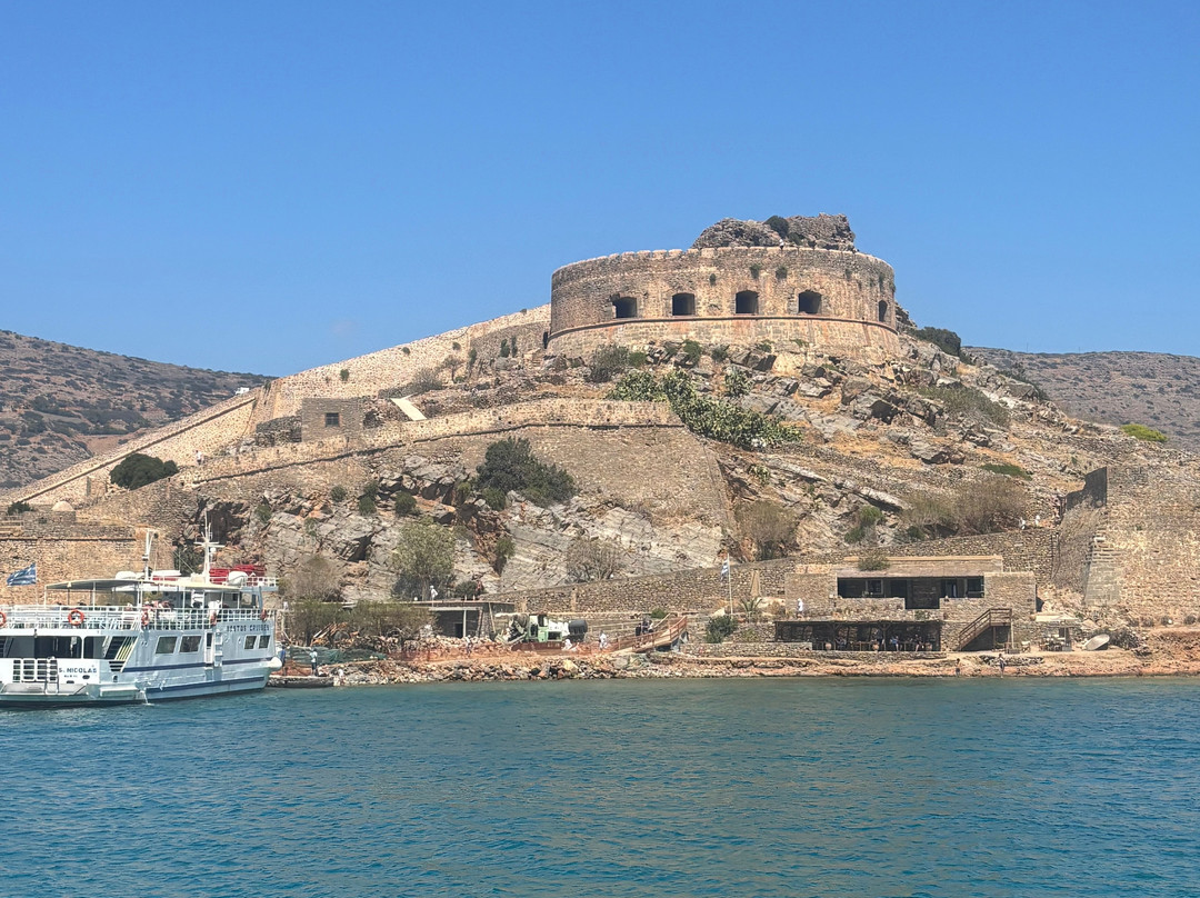 Rossilena Tours-古韦斯必去景点