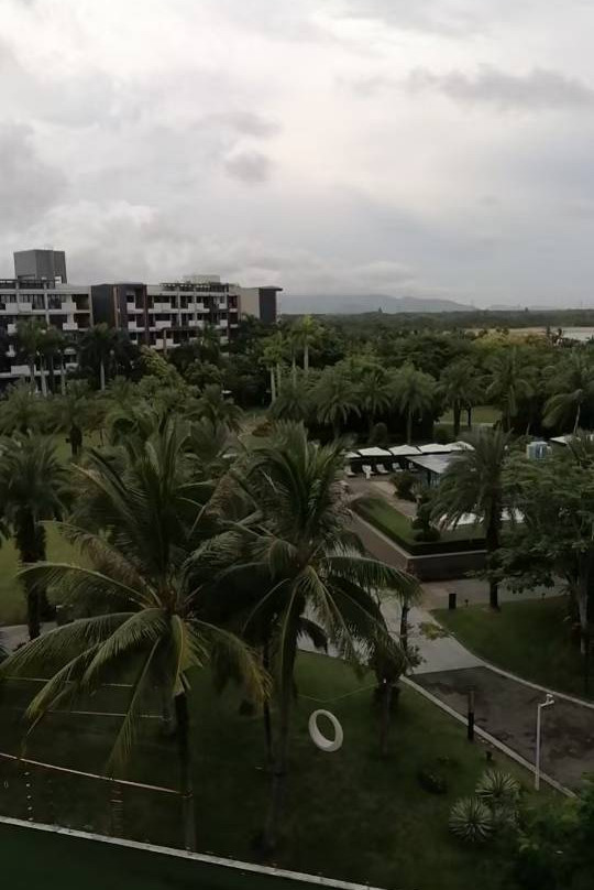 海南兴隆希尔顿逸林滨湖度假酒店主图