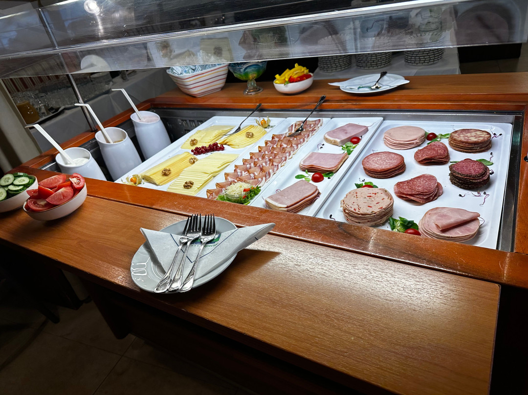 格林贝格湖畔乡村酒店主图