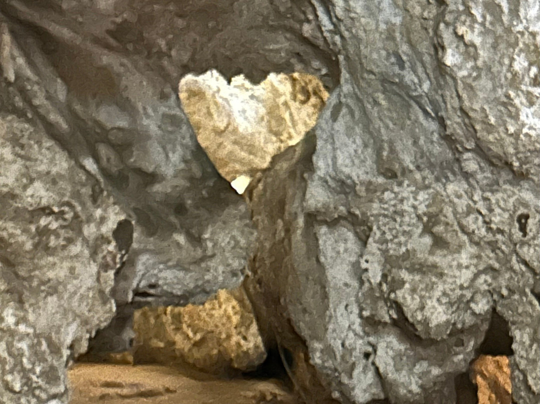 Grotte Is Zuddas-Santadi必去景点