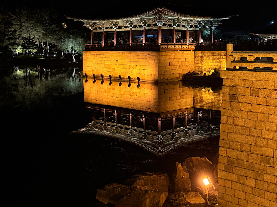 Woljeonggyo Bridge-庆州市必去景点