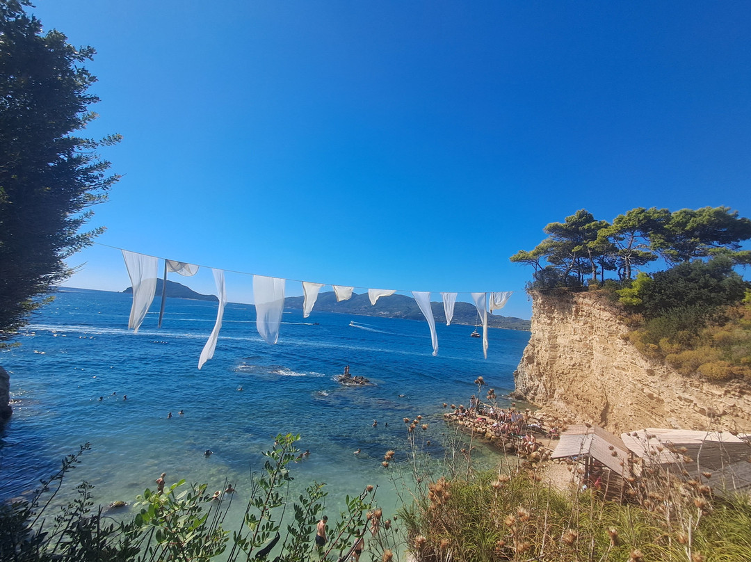 Cameo Island-Agios Sostis必去景点