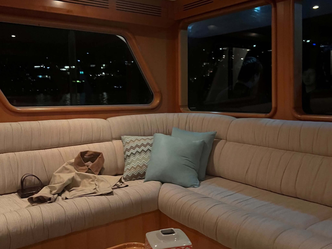 Motor Yacht Charters Sydney-德朗莫伊恩必去景点