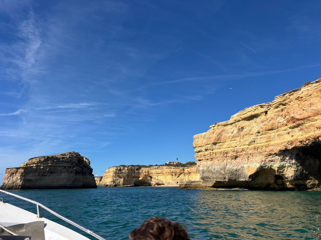 Aurora Boat Trips-阿玛考德佩拉必去景点