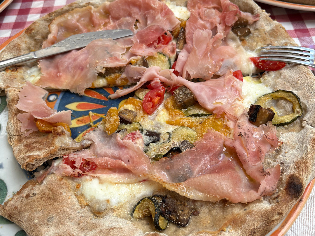 La Pizzeria