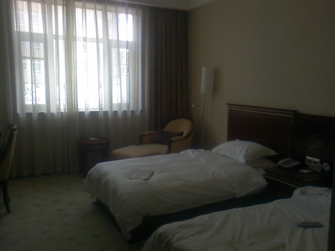 紫荆山宾馆主图