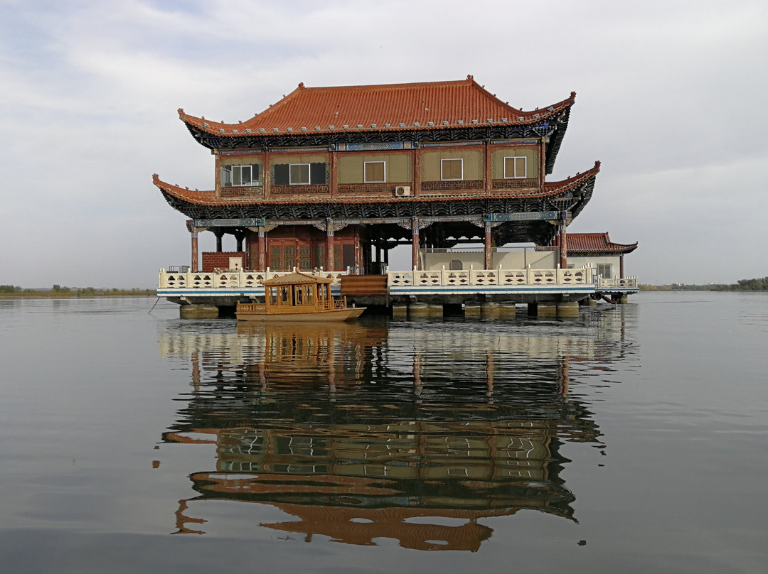 高台县大湖湾风景区景点图片