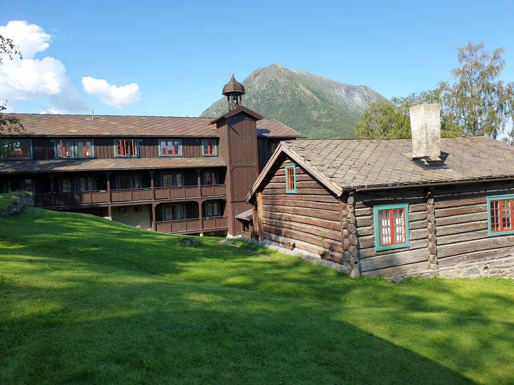 Fossheim Hotell-官方