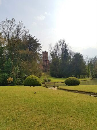 Castelletto e Grotte del Belvedere-米兰诺必去景点