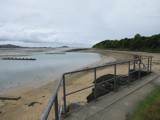 Plage de la Tossen景点图片