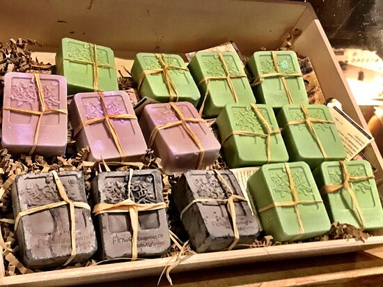 La Botica de Oleosetin-卡塞雷斯必去景点